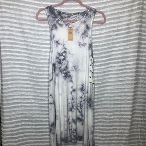American Eagle Gray and white tie dye dress